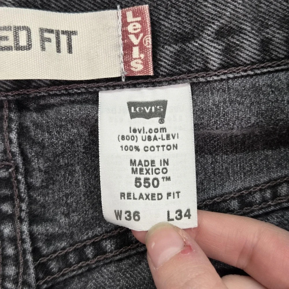 Levis 550 Jeans Mens Black Relaxed Fit Tapered Leg Zip Faded Denim‎ fits 32x30